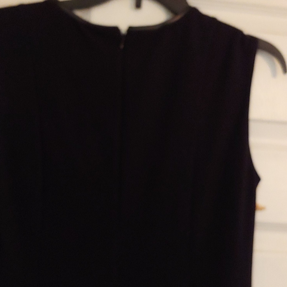 Dress - Picture 5 of 6